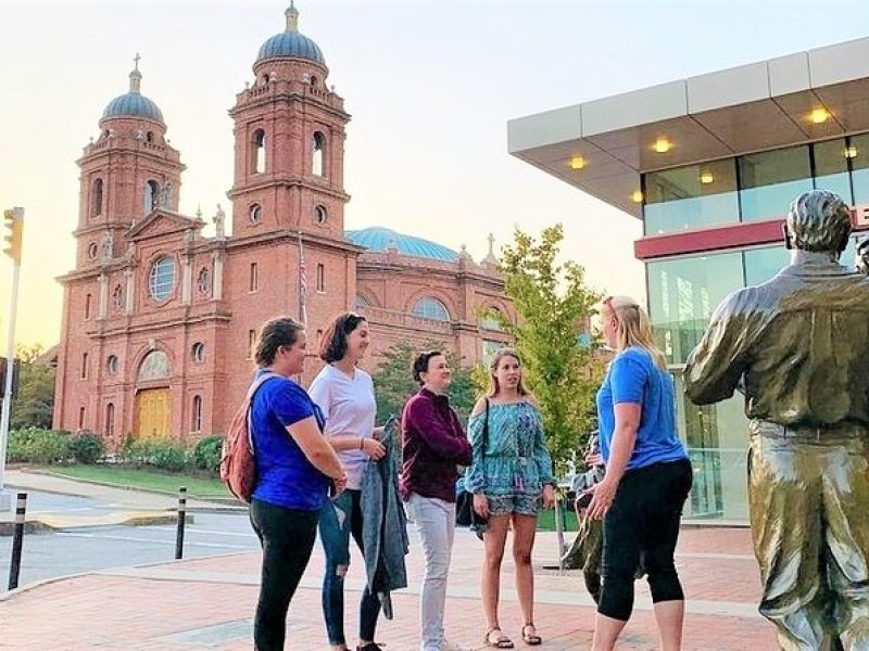 Downtown Asheville Tip-Based Sightseeing Walking Tour