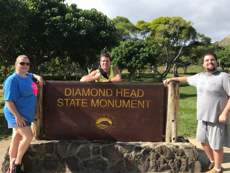 Diamond Head Crater trail,sightseeing & south side beach day