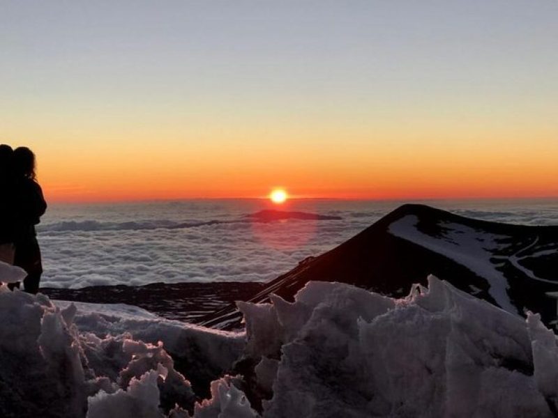 Mauna Kea Arnott's Adventures