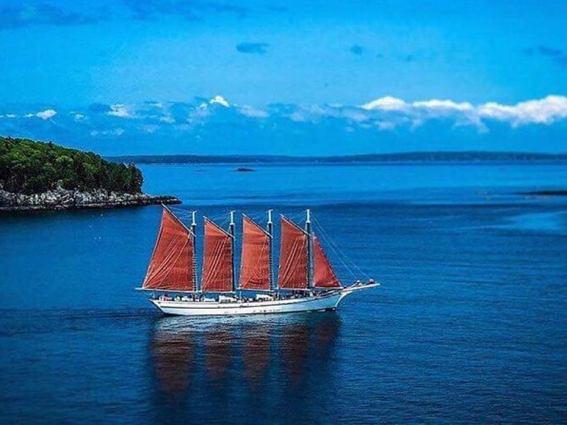 2-Hour Windjammer Sailing Trip in Maine with Licensed Captain