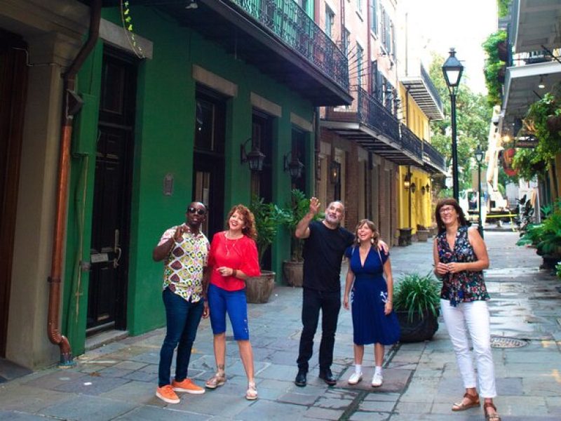 Private French Quarter & Garden District Tour: Walk and Drive Combo