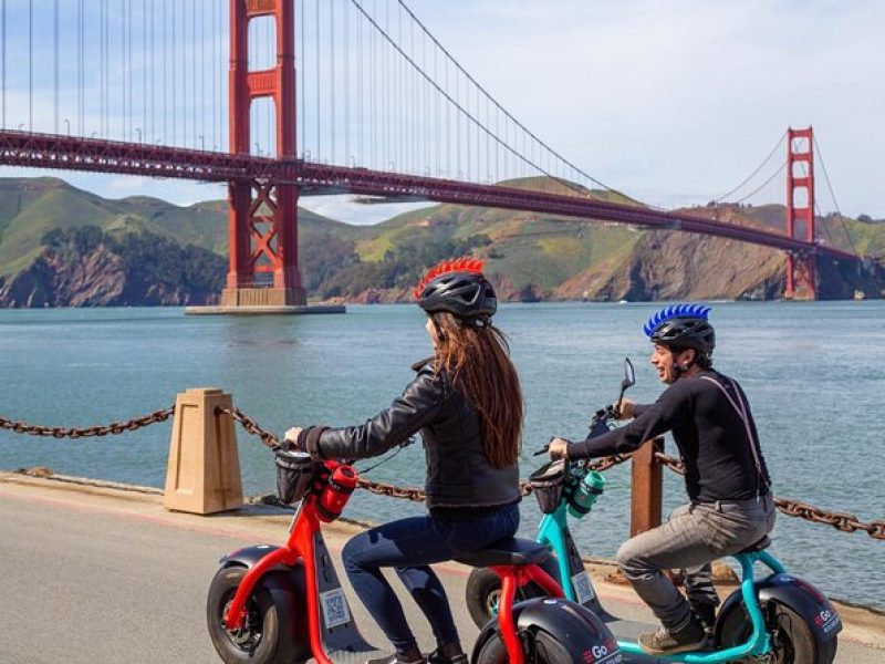 Early Bird: Electric Scooter Rental to Golden Gate Bridge