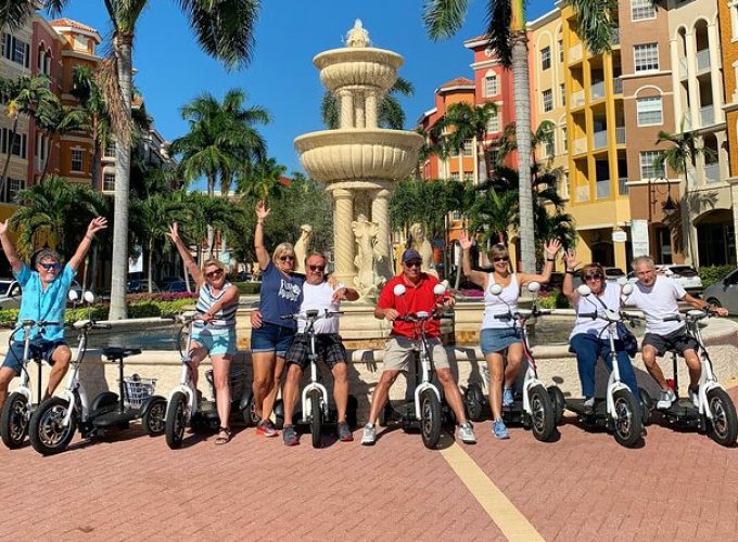 Guided Trike and Moped Tour in Downtown Naples