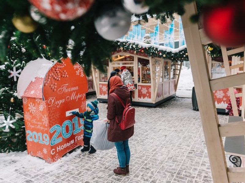 Festive Tour of New Orleans in the Crescent City Christmas