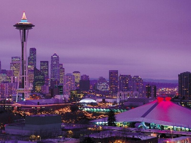 Seattle’s Yuletide Magic: A Christmas Wonderland Tour