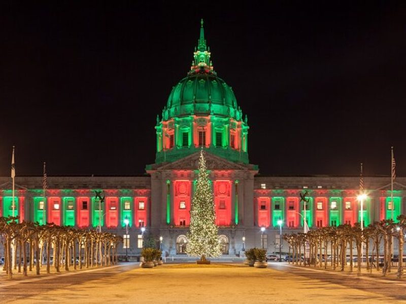 Magical Christmas Wonders: A San Francisco Stroll