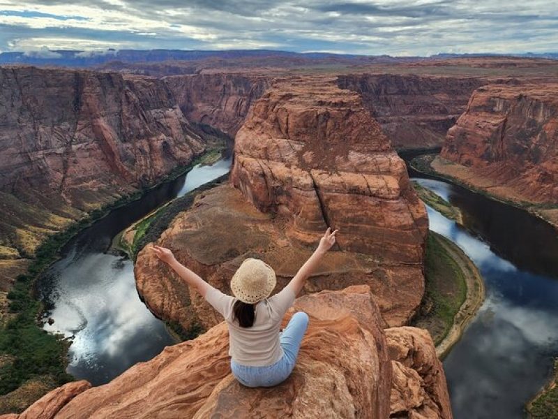 Full-Day Antelope Canyon and Horseshoe Bend Tour from Las Vegas