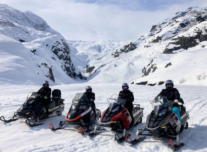 Snowmobile Classic Tour in Kenai Fjords National Park