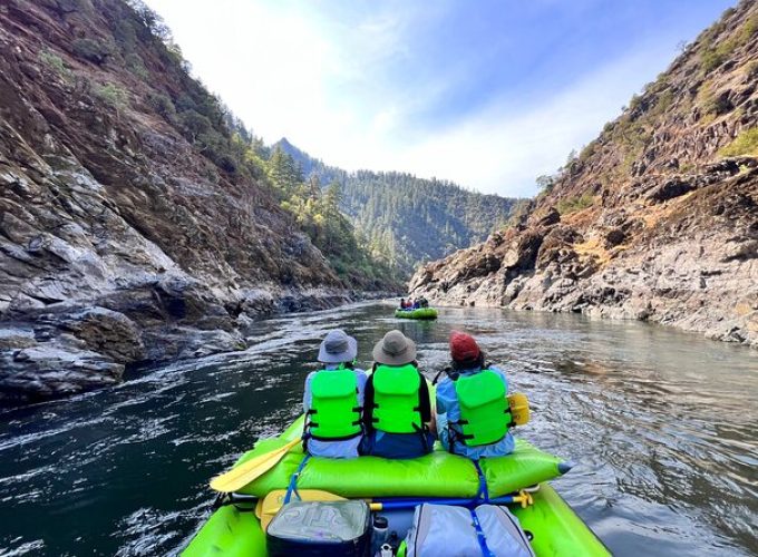 4 Day Wilderness Raft Trip on the Rogue River