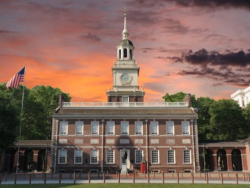 Self Guided Walking Tour of Story of Rebels of the Revolution in Old Town Philly