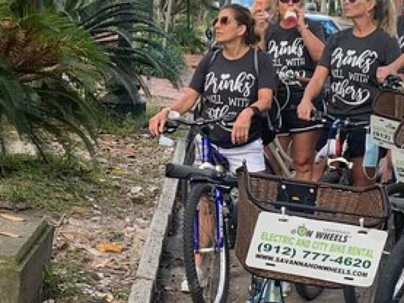 Historical Bike Tour of Savannah and Keep Bikes After Tour