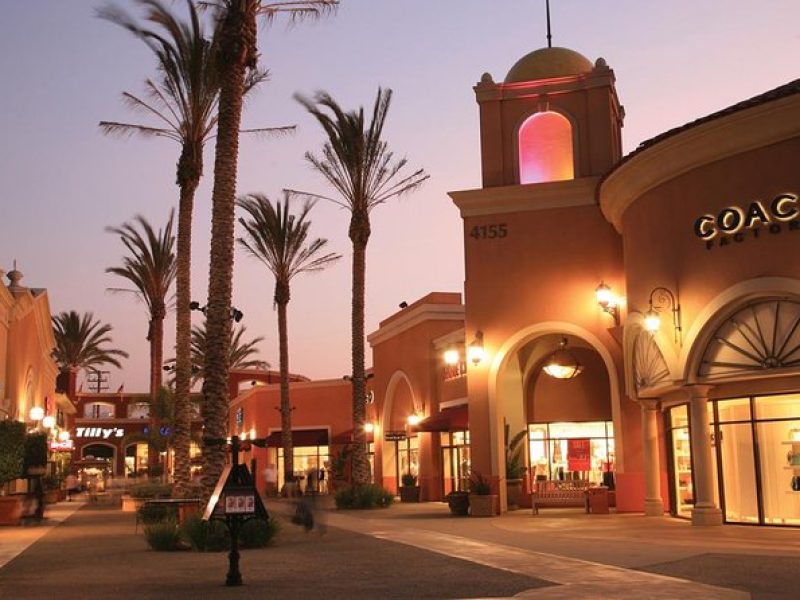 San Diego Shopping Tour to Las Amercias Outlet