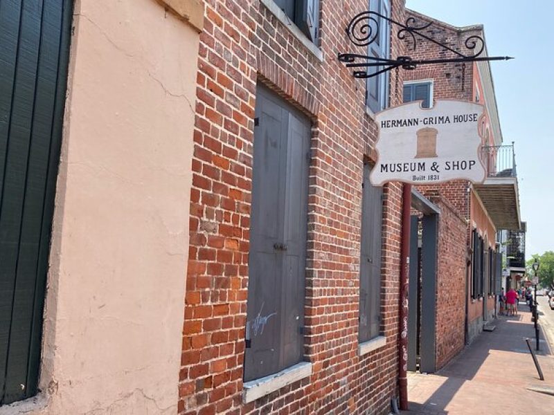 Walking Tour about The Good, The Bad and The Beautiful Women of New Orleans