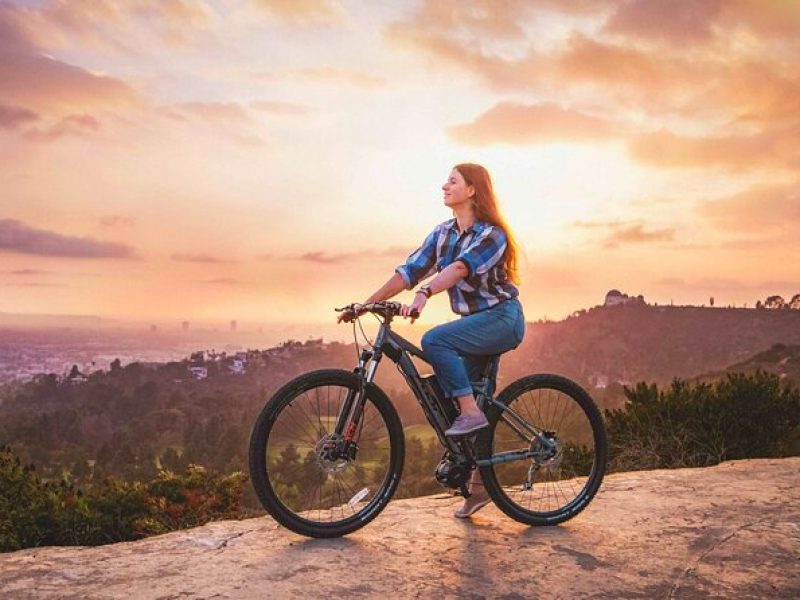 Hollywood Sign E-Bike Ride