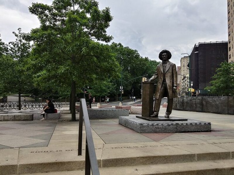 Small-Group Harlem's Best History Tour by Bike