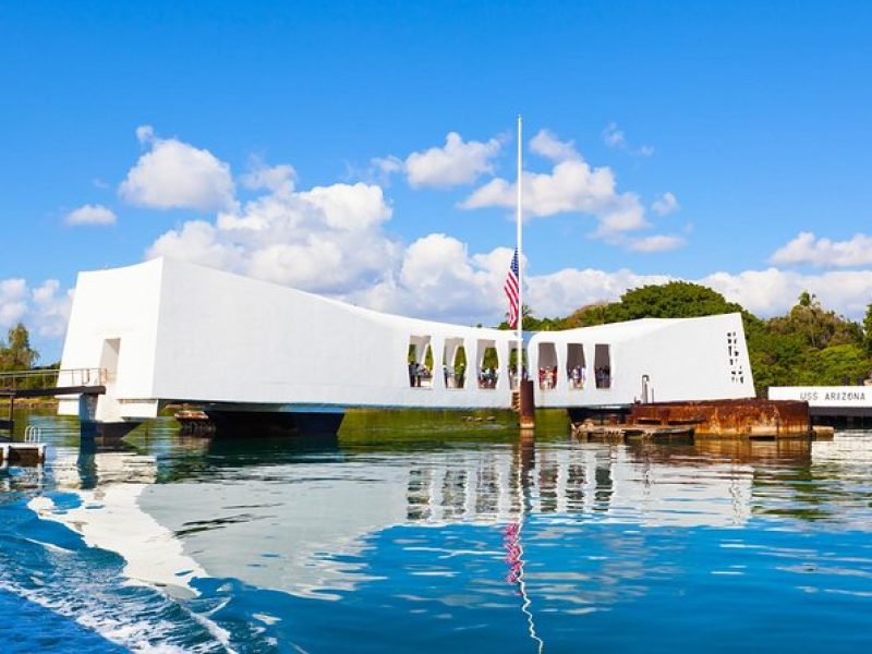 Pearl Harbor, Battleship Missouri and Honolulu City Tour w/ Lunch