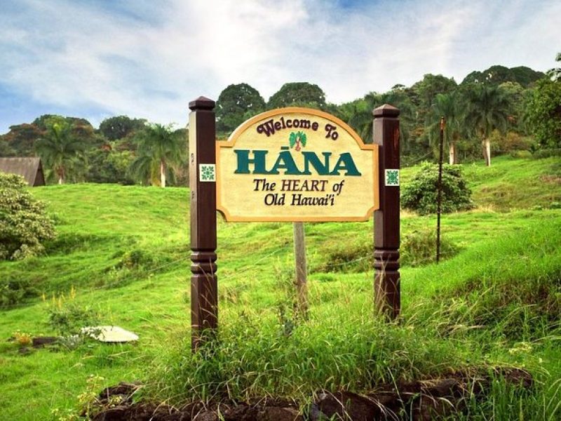 Road to Hana Adventure Maui Tour with Lunch