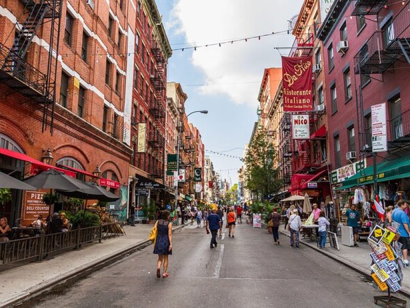 New York City Mafia and Local Food Tour led by NYPD Guides