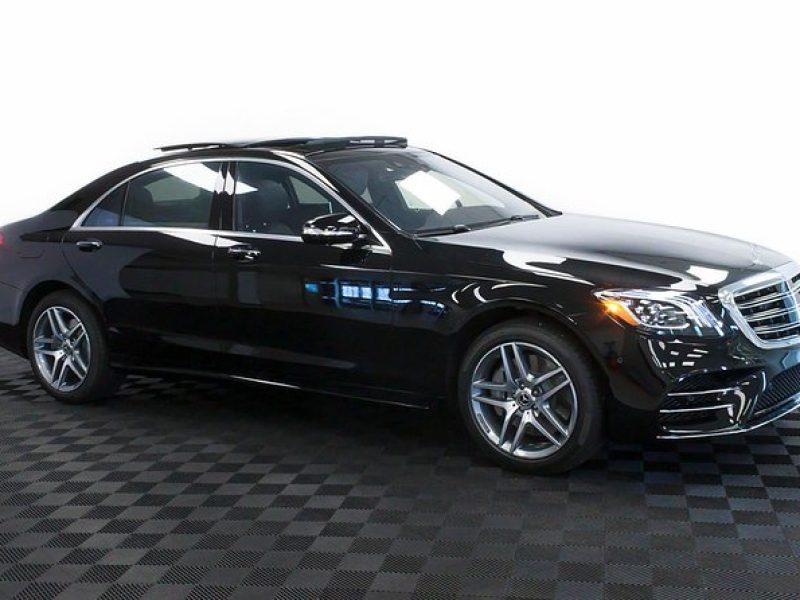 Mercedes Benz S Class Saloon Manhattan to Laguardia Airport