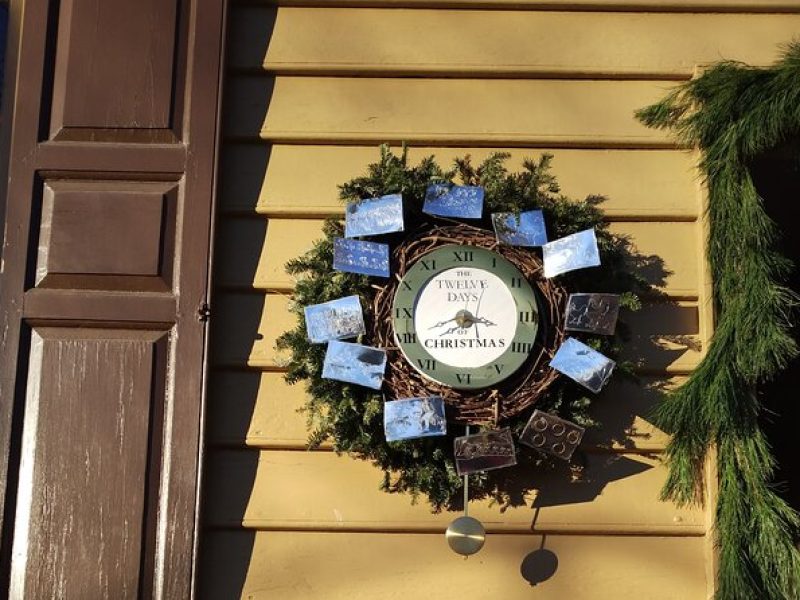 Guided Colonial Christmas Tour in Williamsburg