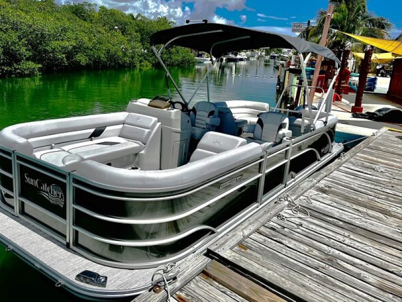 Deluxe Pontoon Boat Rental In Key West