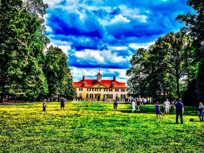 PrivateTour of Mount Vernon By Van.