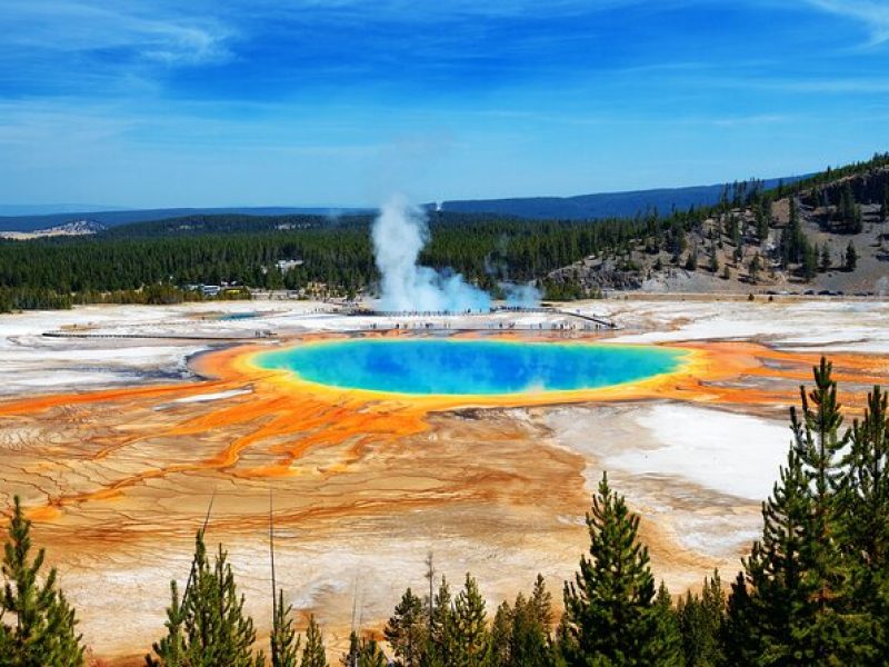 Yellowstone's Grand Prismatic Self-Guided Walking Tour