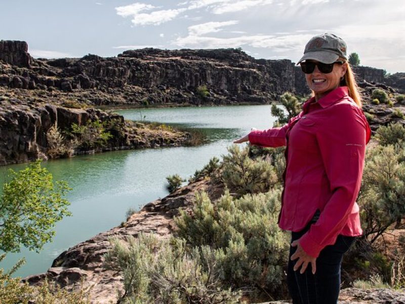 Guided Half-Day Tour to Dierkes Lake & Shoshone Falls