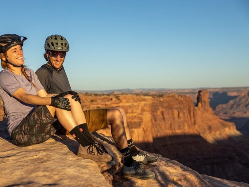 Sunset – Dead Horse Point E-bike Mountain Bike Tour