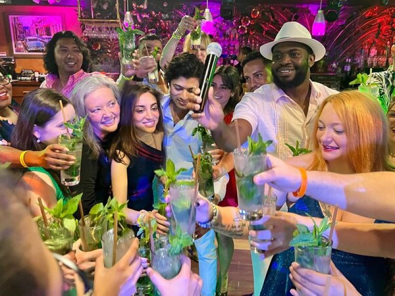 Mojitos, Appetizers & Salsa Lessons at Mango's Miami Beach