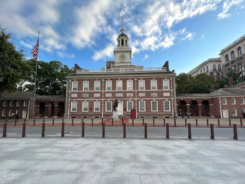 Philadelphia Historic Self Guided Walking Tour and Scavenger Hunt