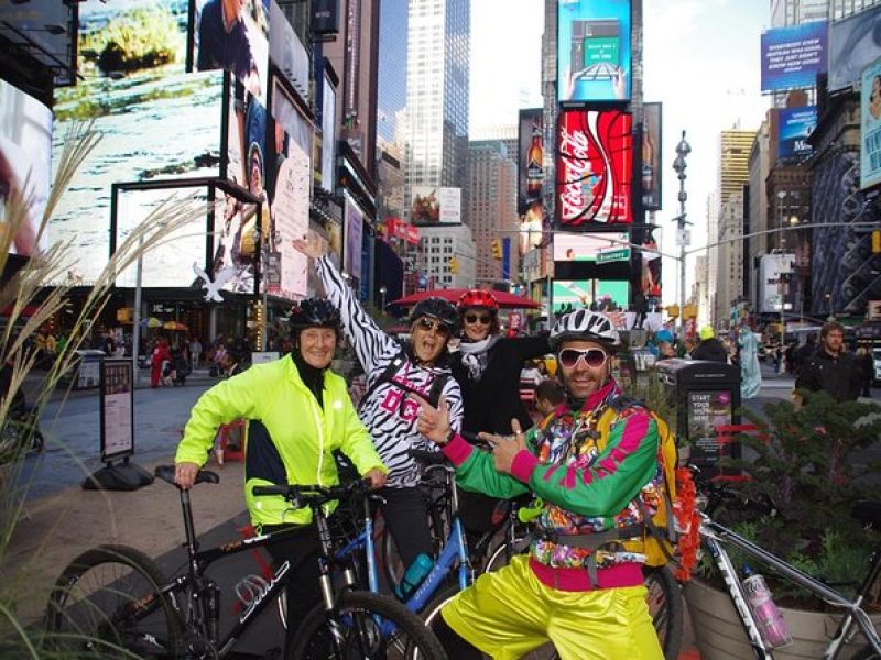 Private NYC Walking or Biking tour in German