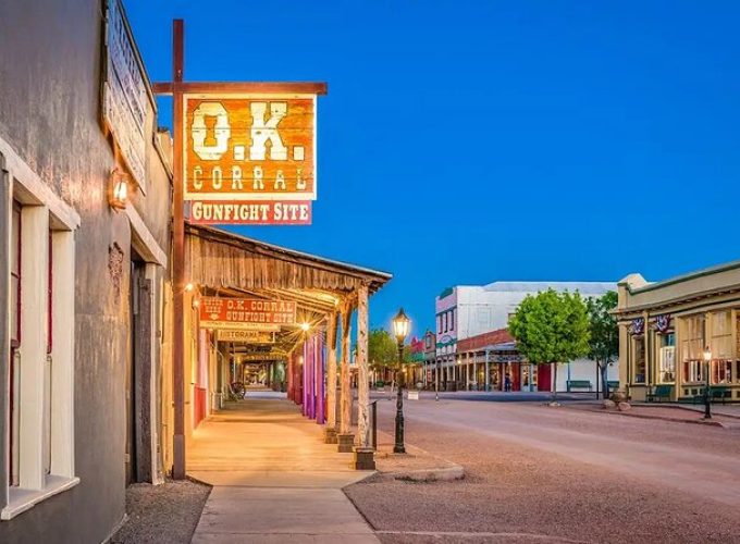 The Dead Men's Tales Walking Ghost Tour in Tombstone