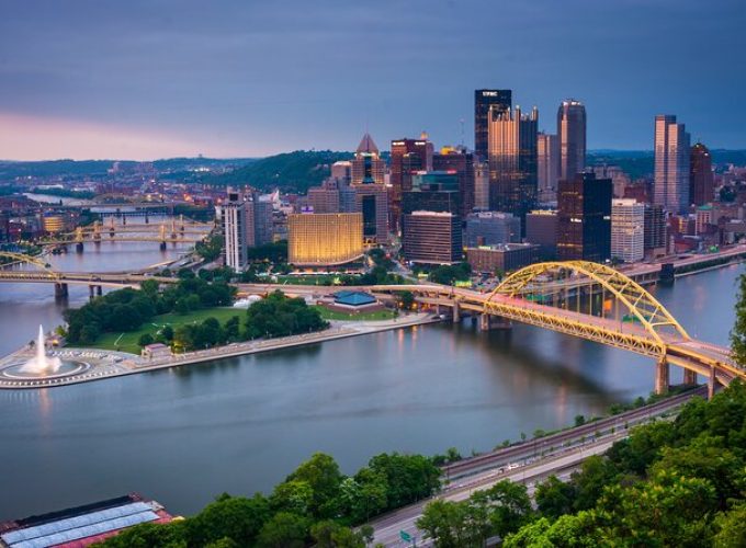 Smartphone-Guided Tour of Downtown Pittsburgh Sights & Stories