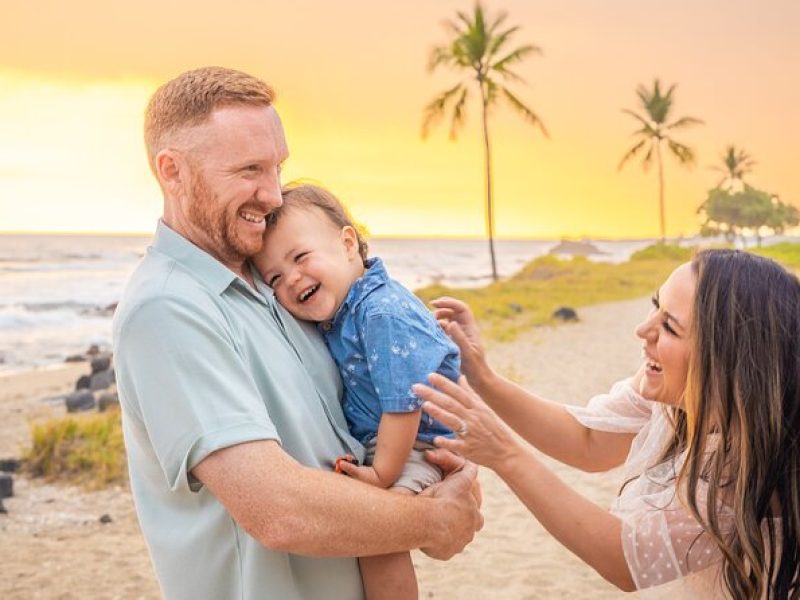 Big Island Photographer 45 minute beach portrait sessions