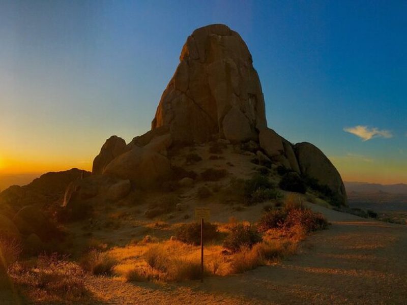 Iconic Tom's Thumb Guided Hiking Adventure in Scottsdale, Arizona