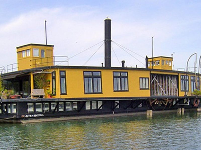 Historic Houseboat Tour