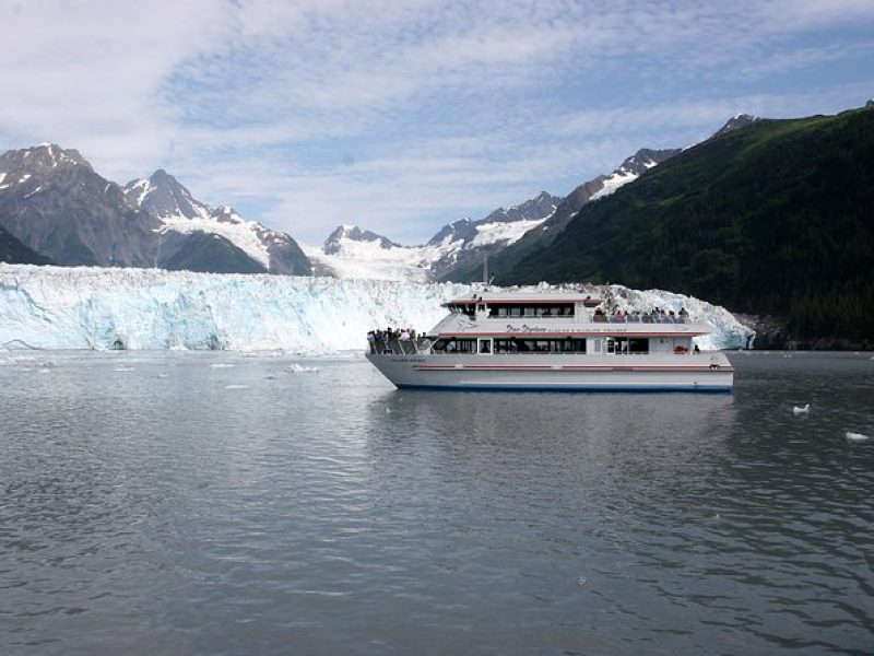 Meares Glacier Cruise Excursion from Valdez