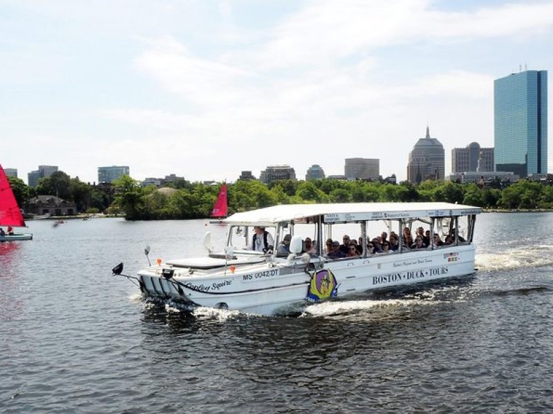 Boston Duck Boat Sightseeing City Tour with Cruise Along Charles River