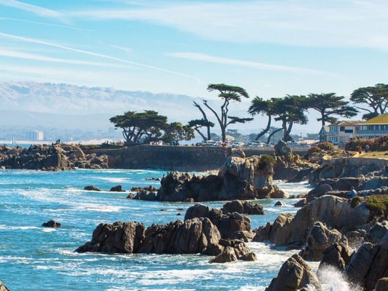 Carmel by the Sea 2-Hour Private Walking Tour