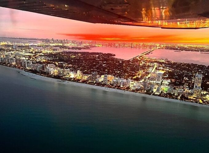 45-Minute Miami Beach Sunset Breathtaking Flight Tour