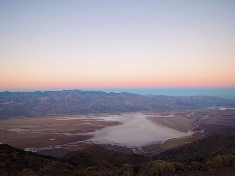 Death Valley Sunrise & Stargazing Day Tour Group Discount for 2 More People