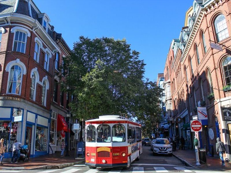 Peek at Portland Sightseeing Trolley Tour