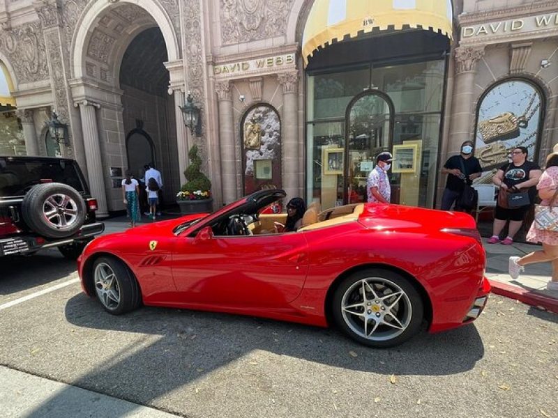 90-Minute Ferrari Drive Through Beverly Hills