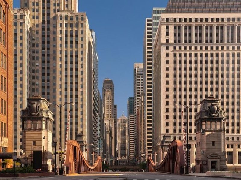 Chicago Walking Tour: Historic Skyscrapers