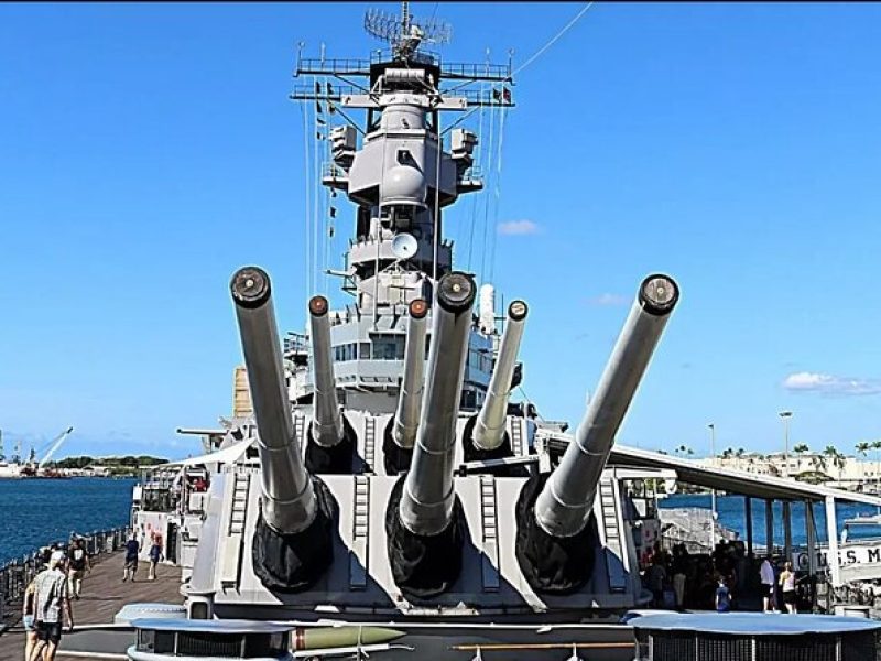 Explore Pearl Harbor, USS Arizona Memorial & Battleship Missouri