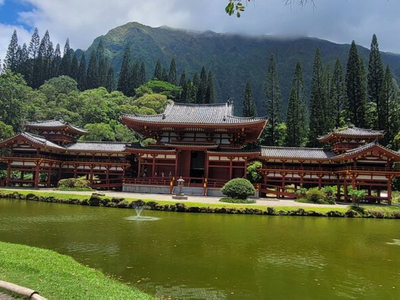 Full-Day Circle Island Guided Tour of Oahu