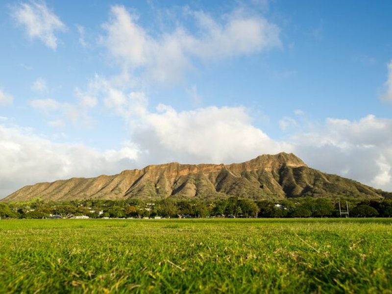 Diamond Head Hike [Starts at 7:00 a.m.]