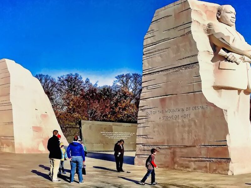 3-Hour Small Group Memorial Tour in Washington, D.C.