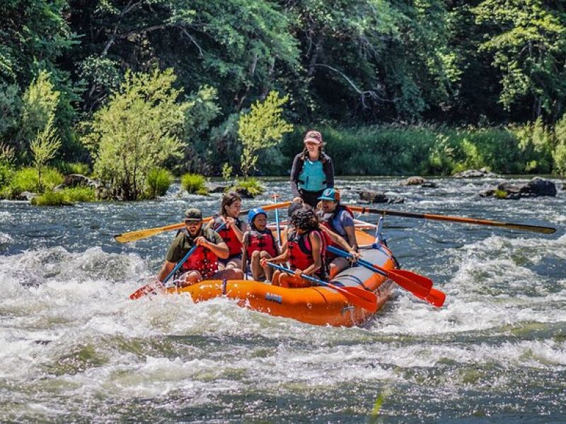 Full-Day Rogue River Hellgate Canyon Raft Tour